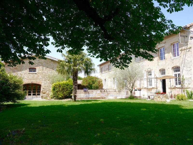Ferme St Pierre 2 Suites Avec Repas, Piscine, Clim, Cheminee Ou Baignoire Spa Chabeuil Exterior foto